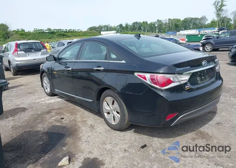 2015 Hyundai Sonata Hybrid из США, поврежденный, VIN KMHEC4A47FA123024